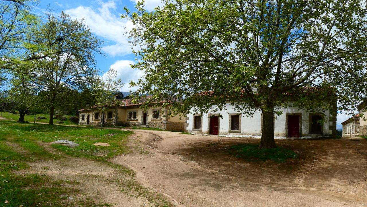 Nucleo De Turismo Rural Valle De Iruelas Las Cruceras Exterior foto