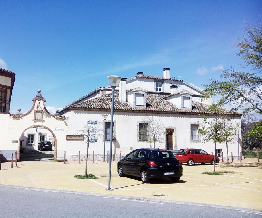 Nucleo De Turismo Rural Valle De Iruelas Las Cruceras Exterior foto
